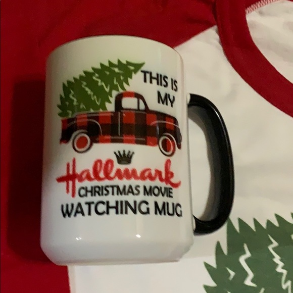 Christmas movie shirt and mug set 🎁 - Picture 2 of 3